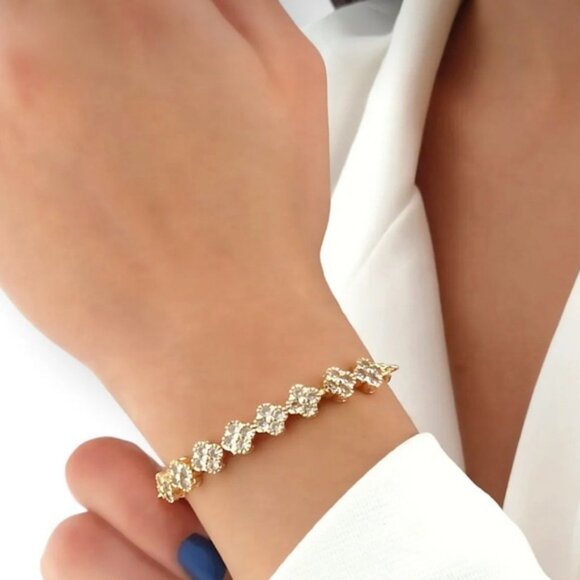 Clover Bracelet 14k Gold Plated Real Cubic Zirconia Luxury Jewelry - Picture 1 of 5